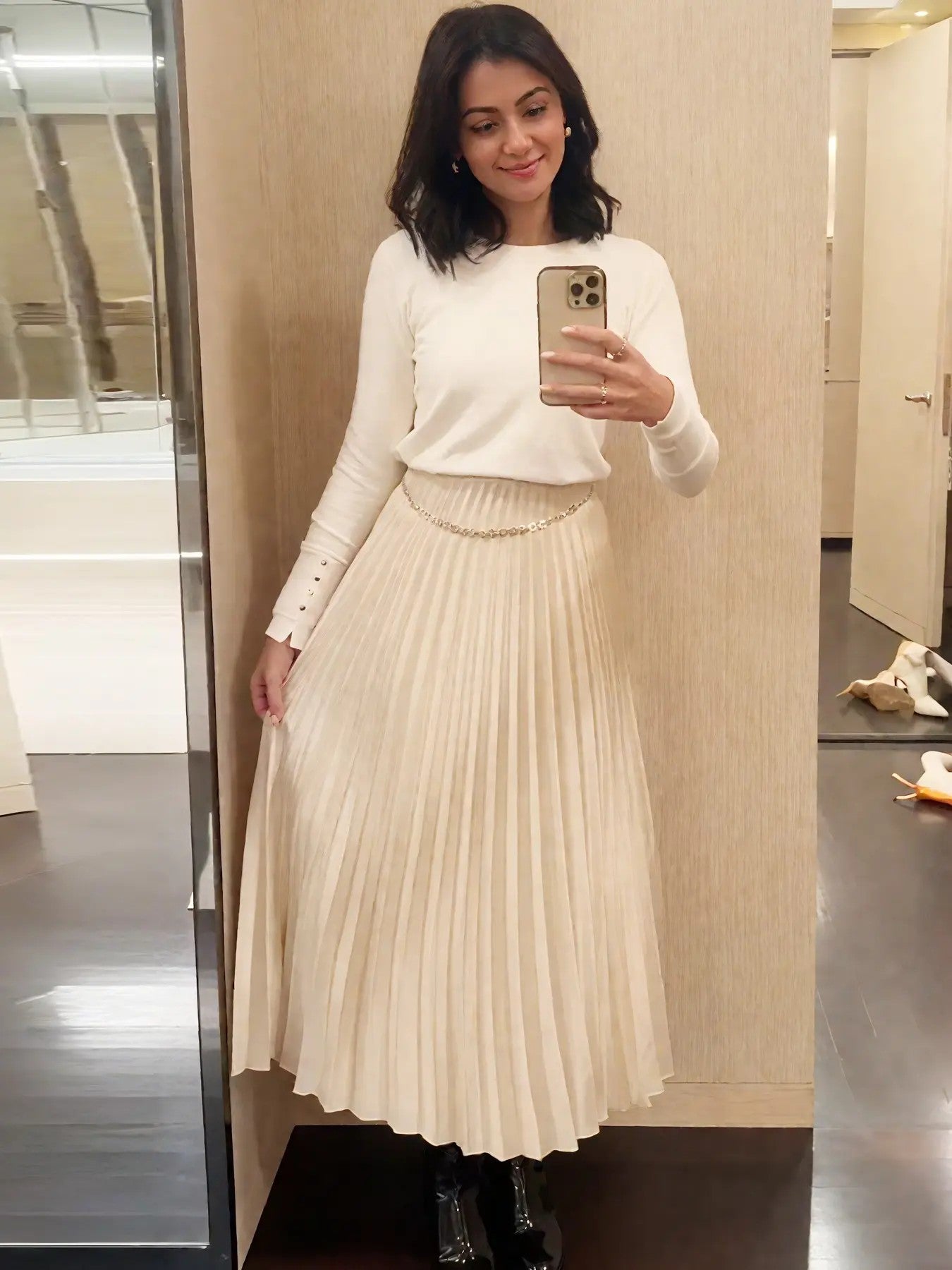 Women's Polyester Pleated Midi Skirt image 5