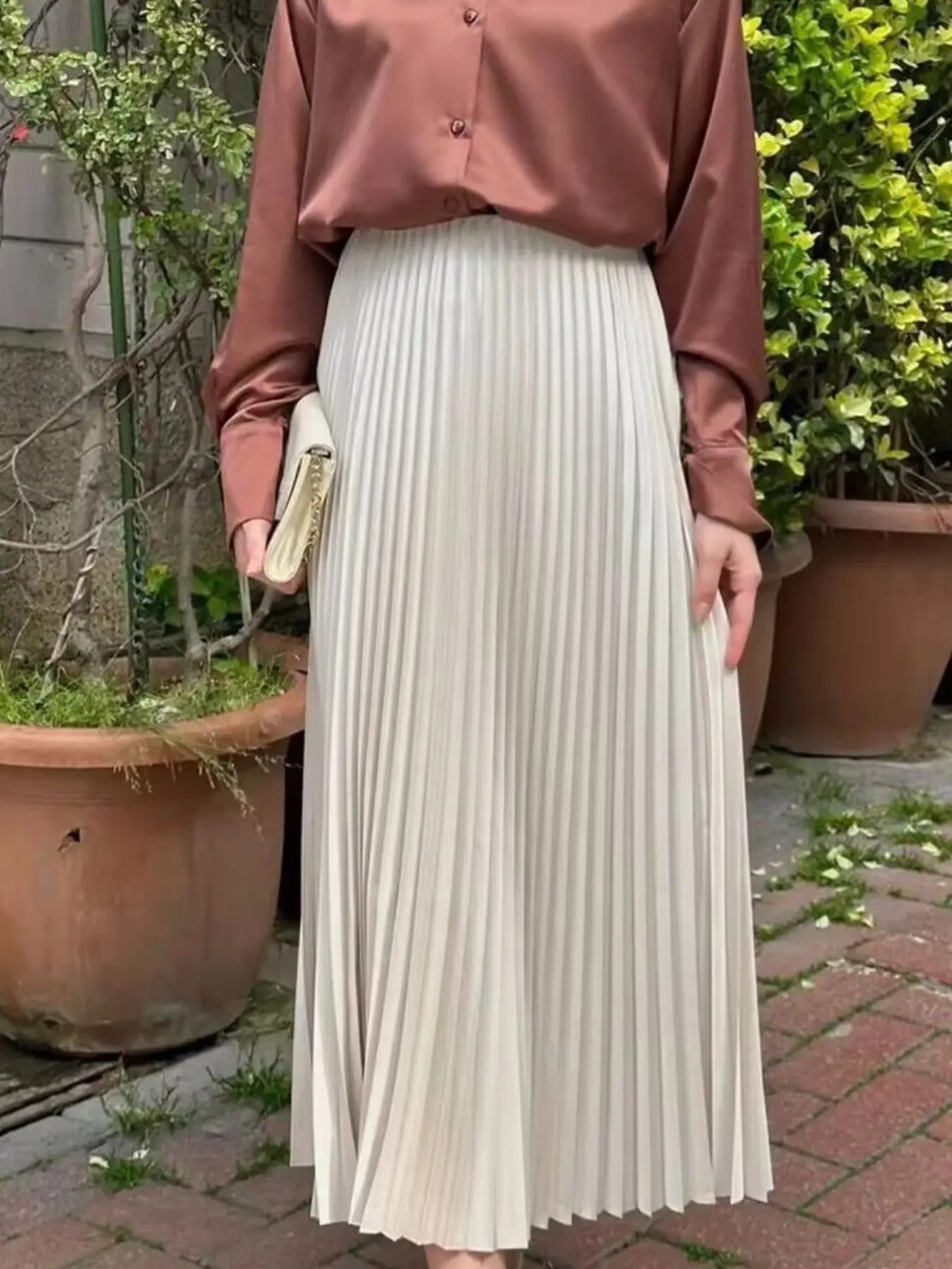 Women's Polyester Pleated Midi Skirt image 7