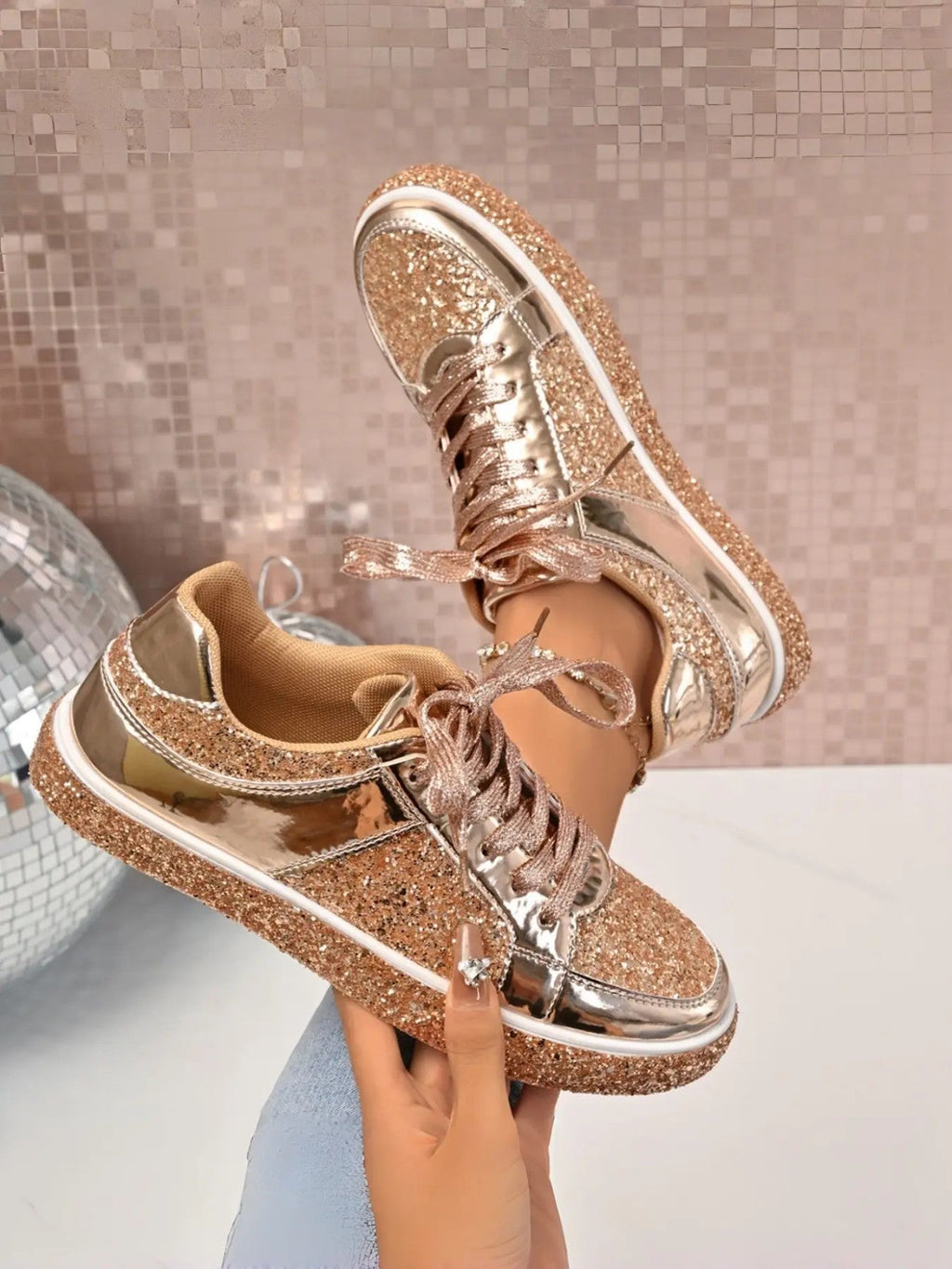 Women's PU Low-Top Casual Sneakers image 1