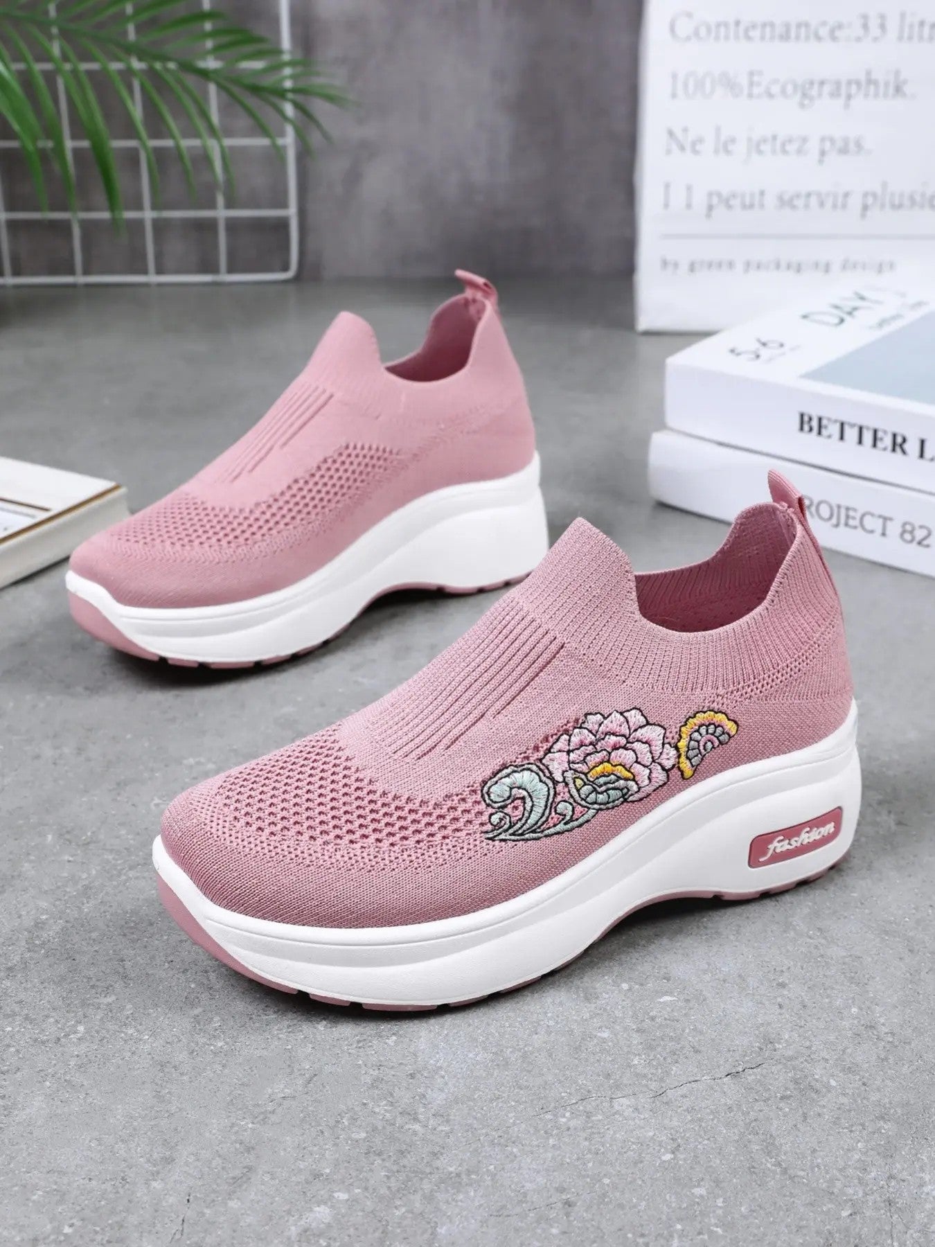 Women's PU Slip-On Walking Shoes image 3