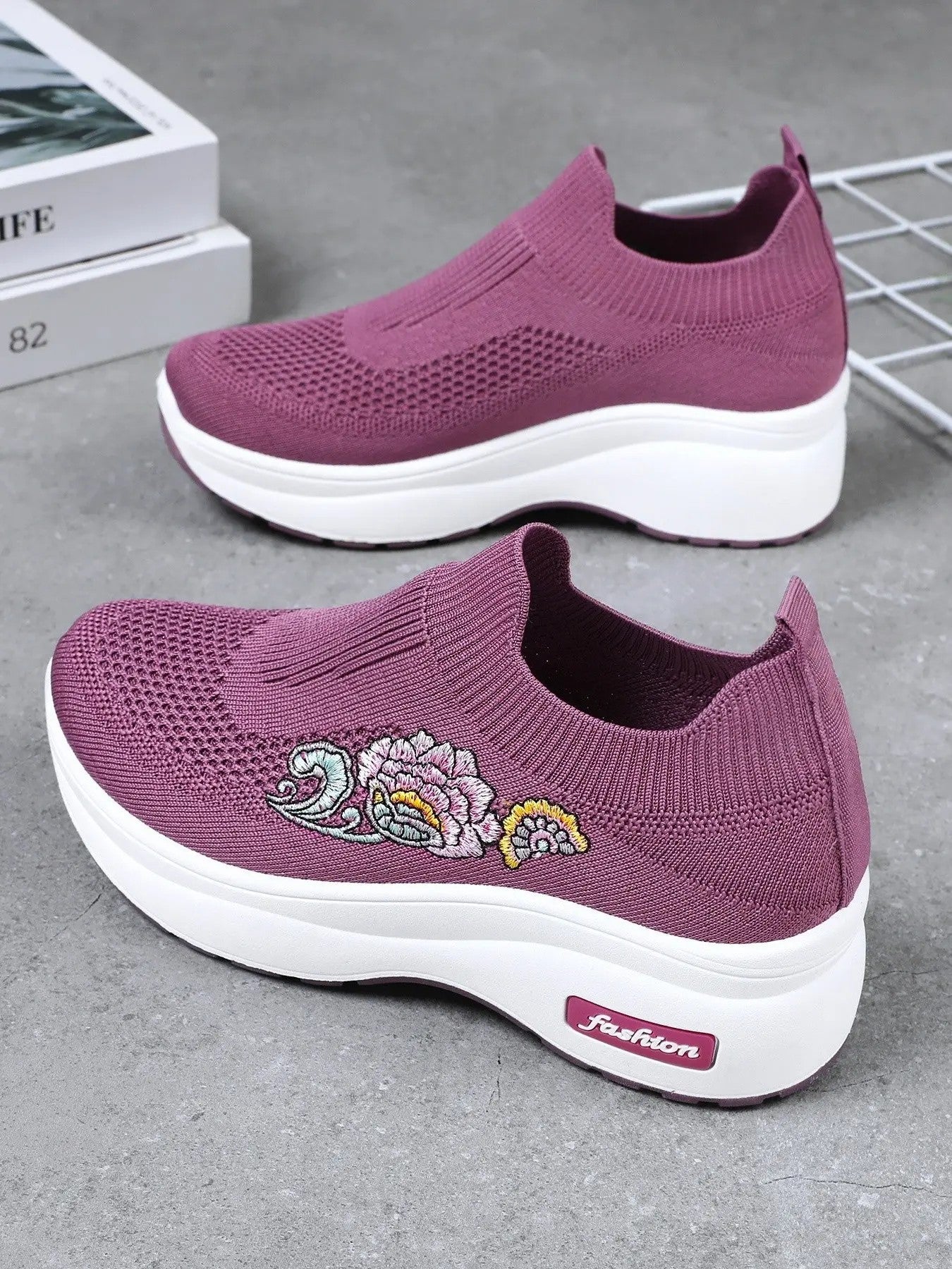 Women's PU Slip-On Walking Shoes image 6