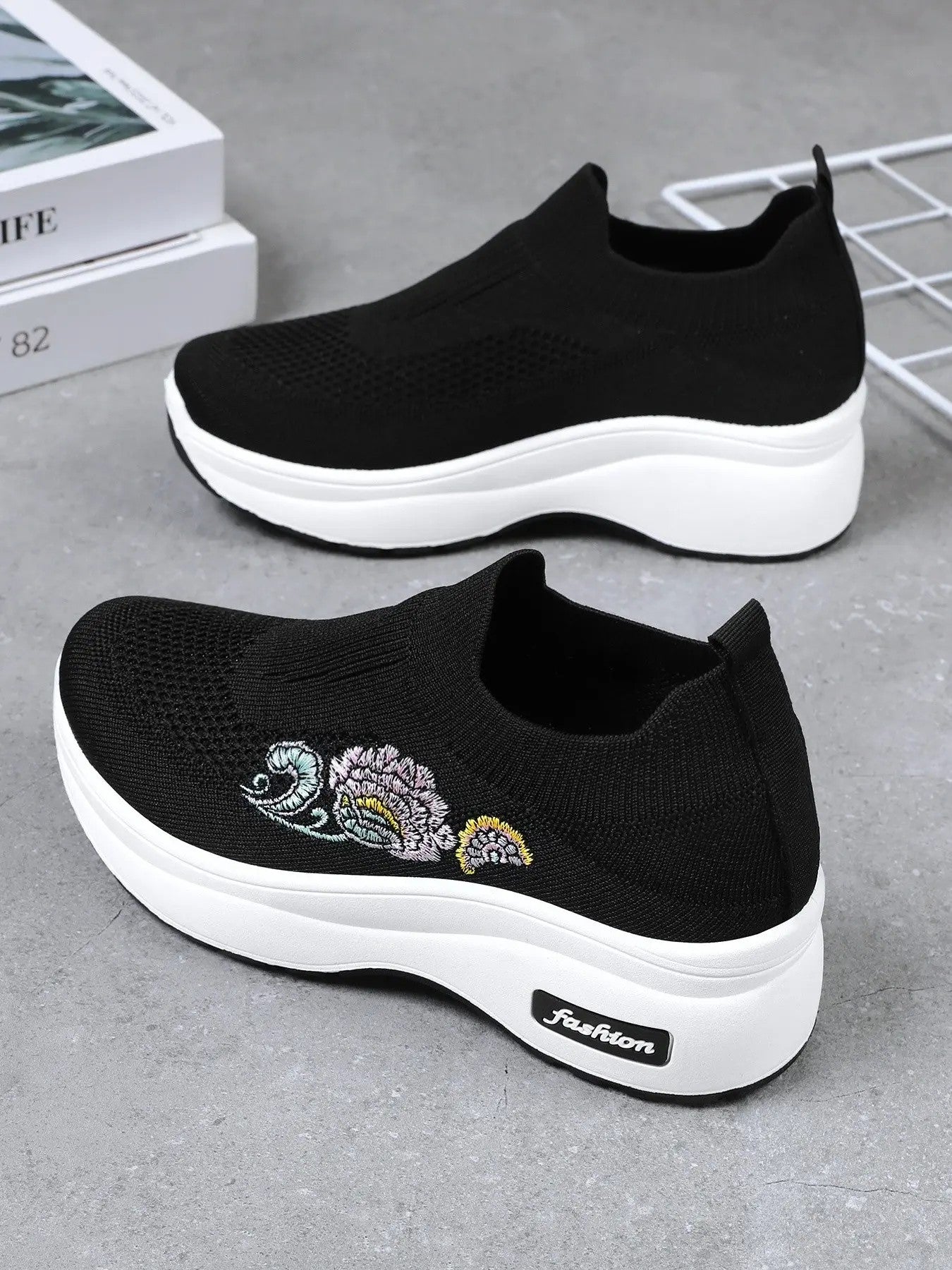 Women's PU Slip-On Walking Shoes image 7