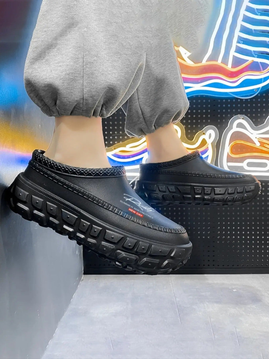 Unisex Non-Slip Shower Slippers image 7