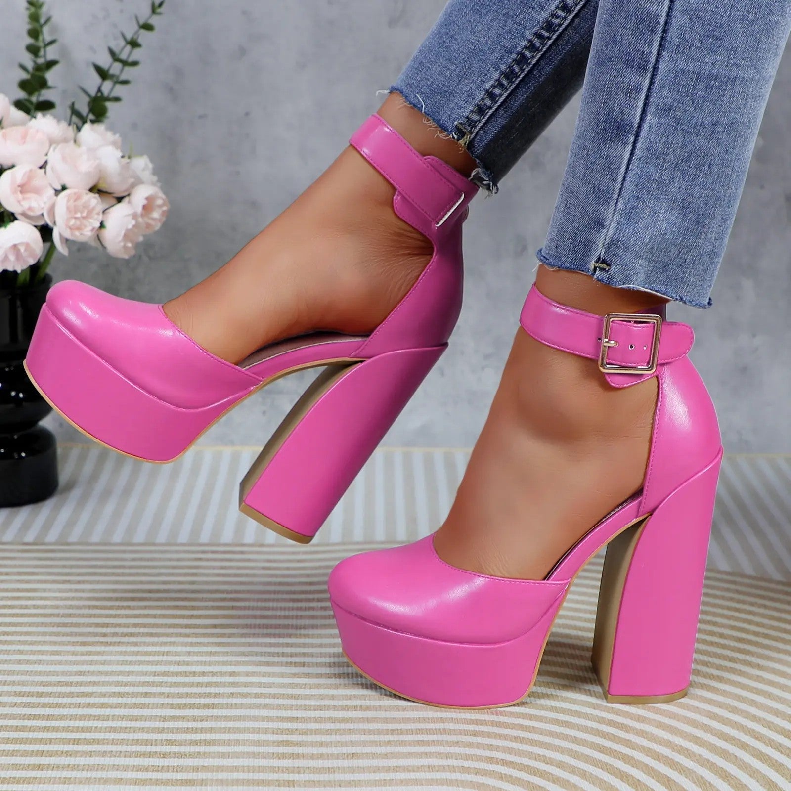 Women's PU Block-Heel Pumps image 6